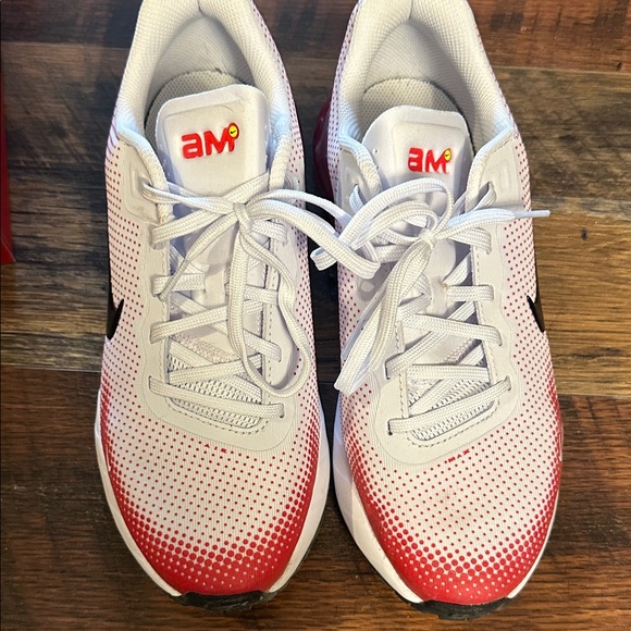 Nike White, Red & Black Air Max Running Sneakers - Picture 2 of 4